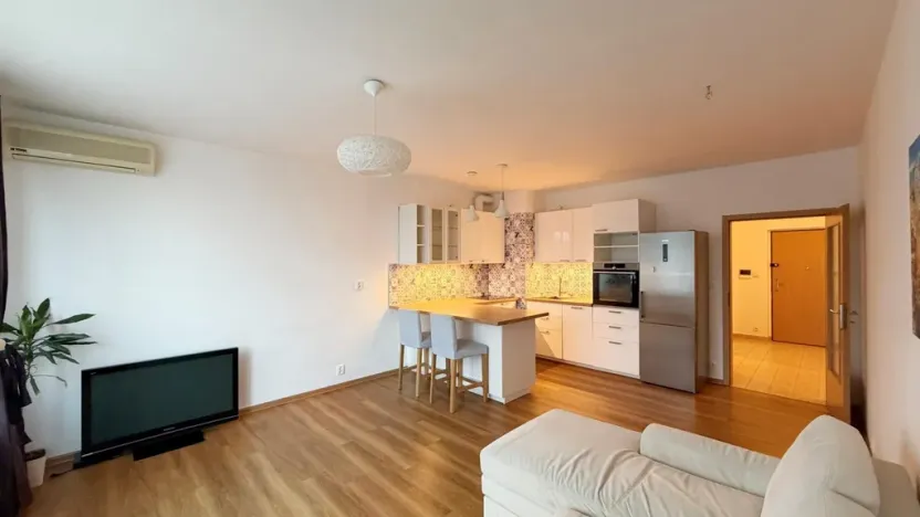 Pronájem bytu 2+kk, Praha - Motol, Jeřabinová, 65 m2