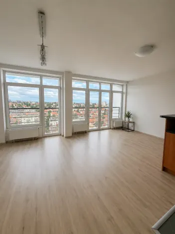 Pronájem bytu 3+kk, Praha, Vinohradská, 73 m2