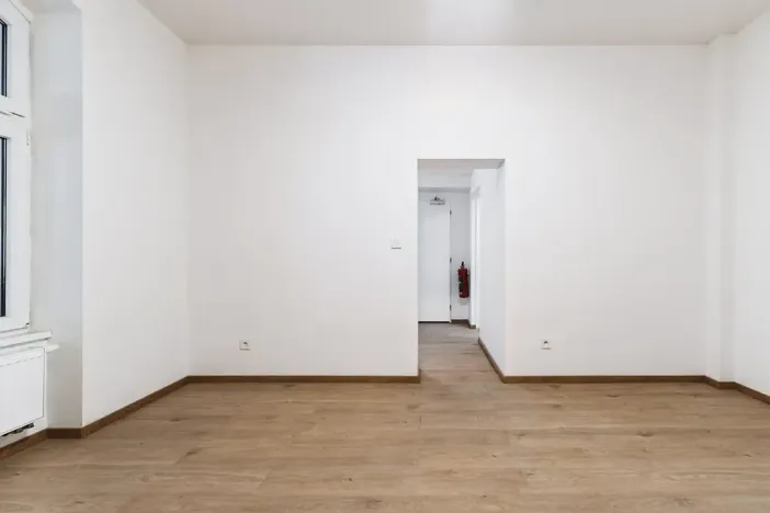 Pronájem obchodního prostoru, Praha - Nové Město, Sokolská, 20 m2
