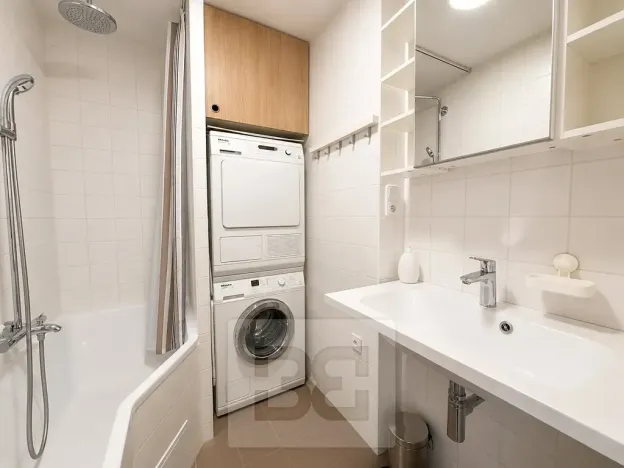 Pronájem bytu 4+kk, Olomouc, Řezáčova, 70 m2