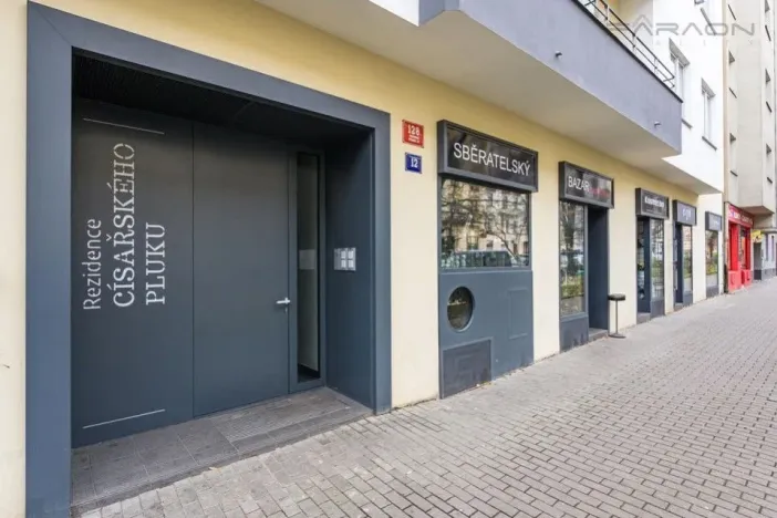 Pronájem bytu 1+kk, Praha - Vršovice, 28. pluku, 37 m2