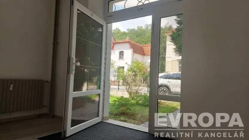 Pronájem kanceláře, Praha - Zbraslav, Žitavského, 65 m2
