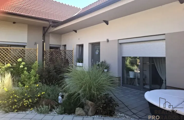 Pronájem bytu 2+kk, Velké Pavlovice, Hlavní, 50 m2