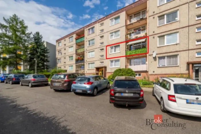 Prodej bytu 3+1, Liberec - Liberec XXIII-Doubí, Hodkovická, 70 m2