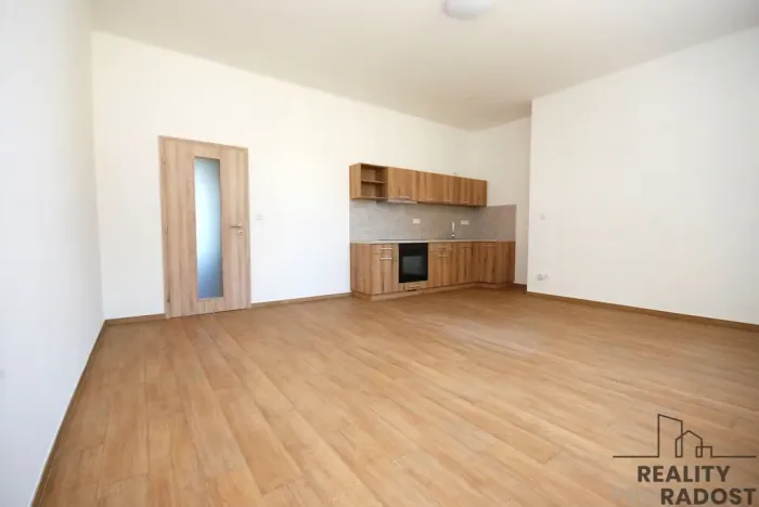 Pronájem bytu 1+kk, Velké Pavlovice, Náměstí 9. května, 44 m2