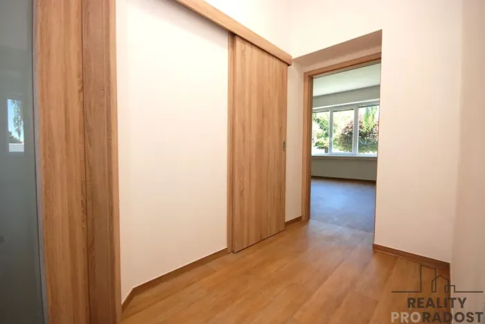 Pronájem bytu 1+kk, Velké Pavlovice, Náměstí 9. května, 44 m2