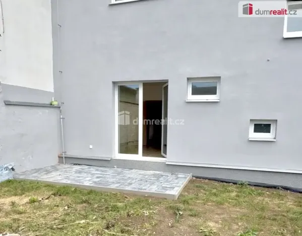 Pronájem bytu 2+1, Chabařovice, V Aleji, 40 m2