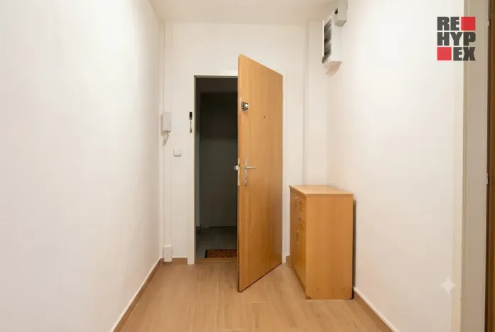 Pronájem bytu 1+1, Jablonec nad Nisou, Na Vršku, 40 m2
