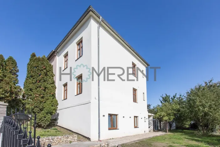Pronájem bytu 1+kk, Praha - Malešice, Bakalářská, 38 m2