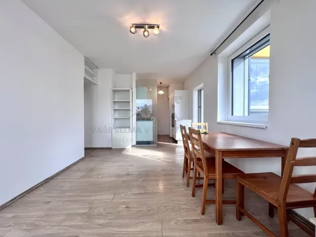 Pronájem bytu 2+kk, Praha - Hloubětín, Kukelská, 42 m2