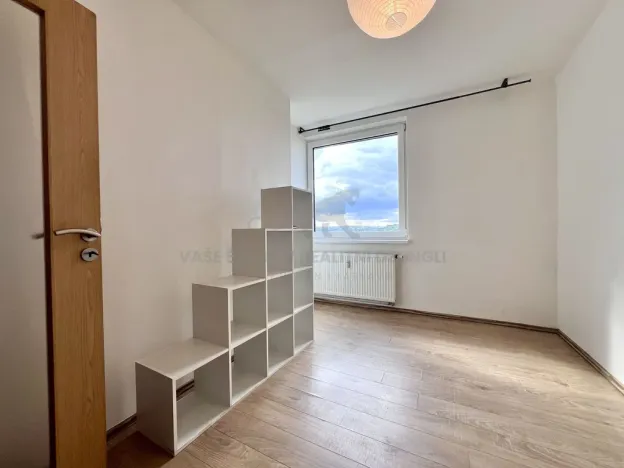 Pronájem bytu 2+kk, Praha - Hloubětín, Kukelská, 42 m2