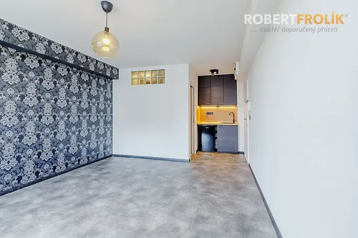 Prodej bytu 1+kk, Praha - Vokovice, Evropská, 24 m2