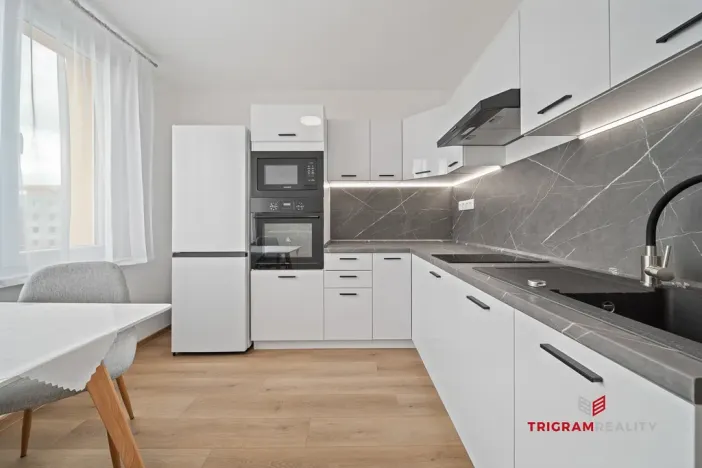 Pronájem bytu 1+1, Hradec Králové - Nový Hradec Králové, Fričova, 38 m2