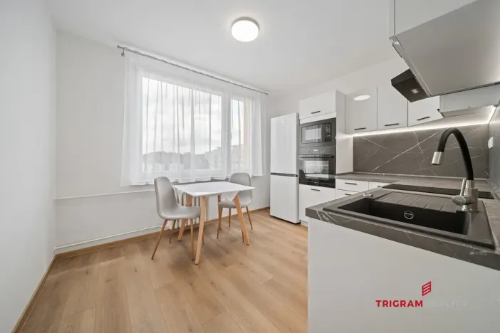 Pronájem bytu 1+1, Hradec Králové - Nový Hradec Králové, Fričova, 38 m2