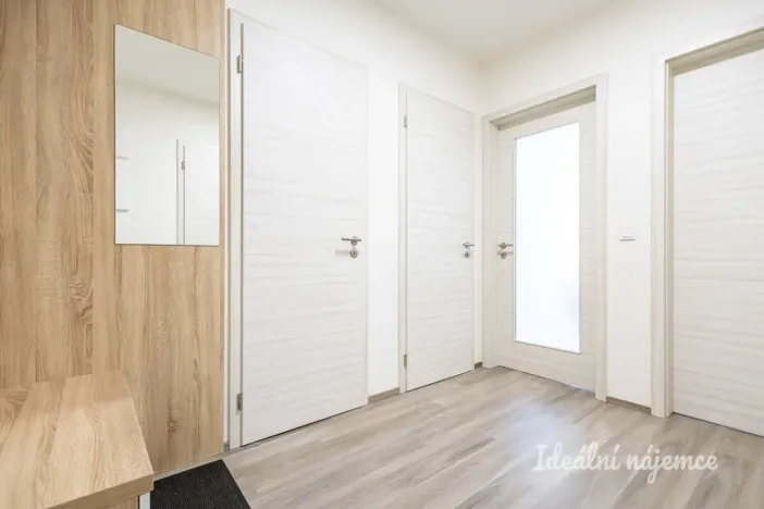 Pronájem bytu 2+kk, Praha - Troja, Mazurská, 50 m2