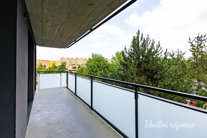 Pronájem bytu 2+kk, Praha - Troja, Mazurská, 59 m2