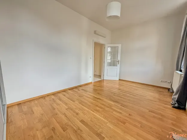 Pronájem bytu 2+kk, Praha - Staré Město, Národní, 52 m2