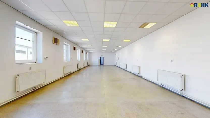 Pronájem kanceláře, Hradec Králové, Akademika Bedrny, 470 m2