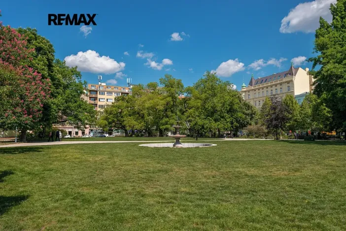 Prodej bytu 2+kk, Praha - Karlín, Sokolovská, 59 m2