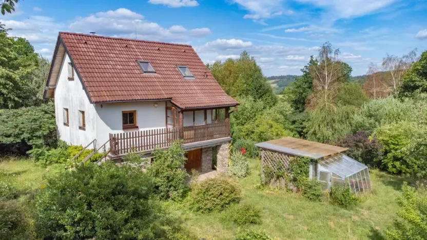 Prodej rodinného domu, Strážov - Splž, 100 m2