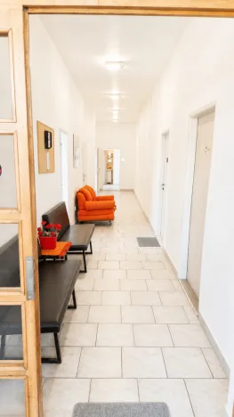 Pronájem ordinace, Karlovy Vary, Kpt. Jaroše, 79 m2