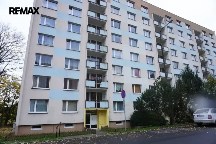 Prodej bytu 1+1, Krupka - Maršov, Karla Čapka, 36 m2