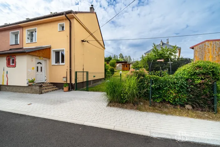 Prodej rodinného domu, Březová, Okružní, 100 m2