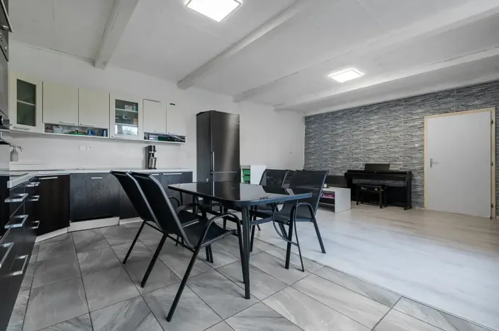 Prodej rodinného domu, Jestřabí Lhota, 101 m2