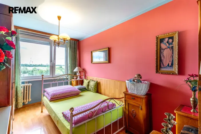 Prodej bytu 3+1, Praha - Kyje, Bajgarova, 68 m2
