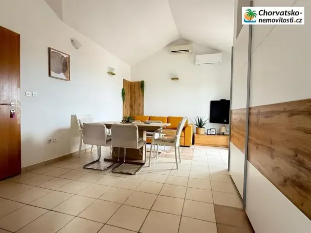 Prodej bytu 2+kk, Novalja, Chorvatsko, 61 m2