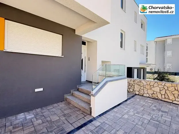 Prodej bytu 3+kk, Novalja, Chorvatsko, 68 m2