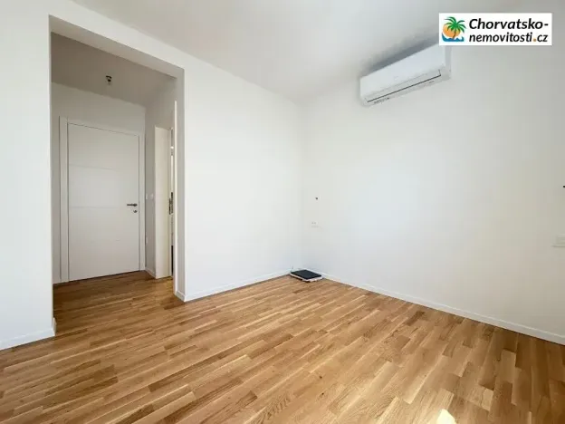 Prodej bytu 3+kk, Novalja, Chorvatsko, 60 m2