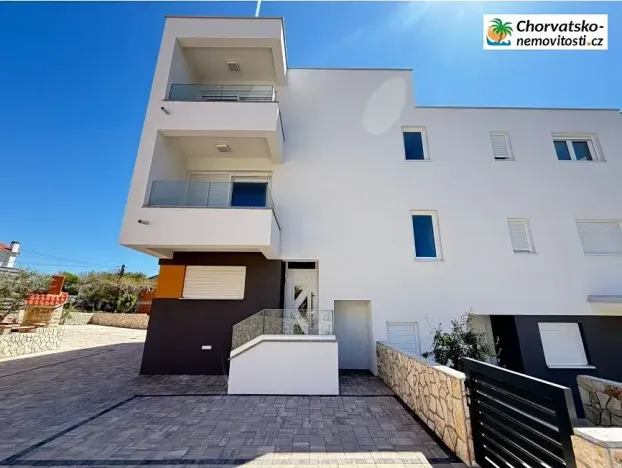 Prodej bytu 3+kk, Novalja, Chorvatsko, 60 m2