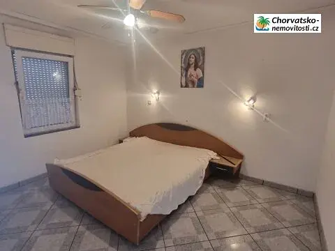 Prodej bytu 3+1, Dramalj, Chorvatsko, 80 m2