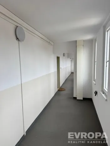 Pronájem bytu 2+kk, Praha - Hloubětín, Kardašovská, 43 m2