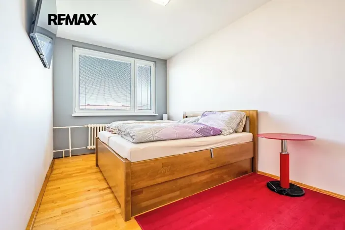 Prodej bytu 4+1, Praha - Hlubočepy, Renoirova, 90 m2