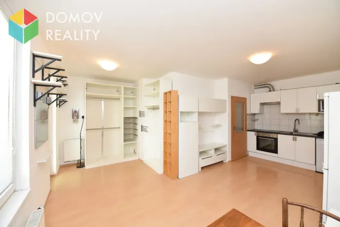 Pronájem bytu 1+kk, Králův Dvůr, Na Horizontu, 36 m2