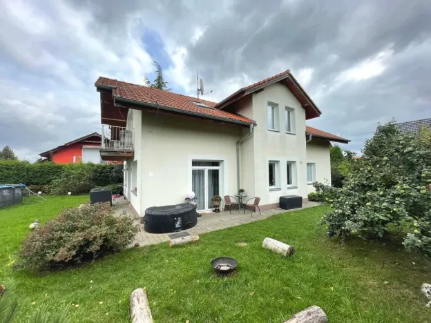 Pronájem rodinného domu, Trnová, 250 m2
