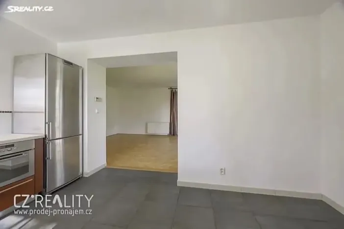 Prodej rodinného domu, Praha - Lipence, Na Bambouzku, 308 m2