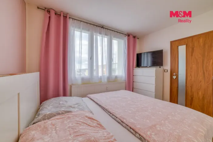 Prodej bytu 3+1, Bor, Přimdská, 61 m2