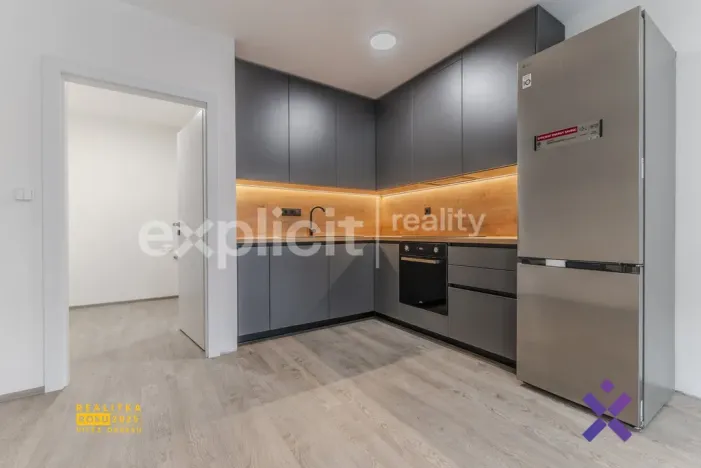 Pronájem bytu 1+kk, Zlín - Malenovice, Pod Hradem II, 27 m2