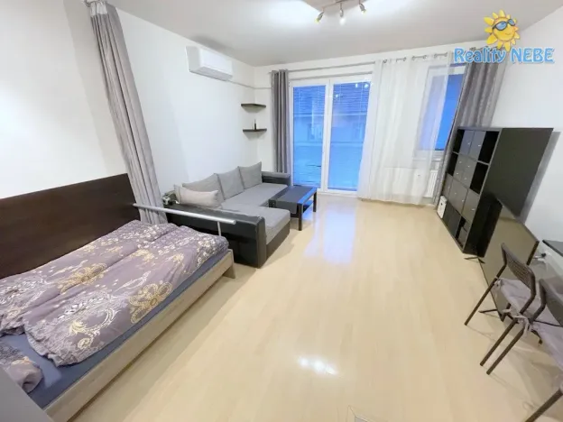 Pronájem bytu 1+kk, Praha - Michle, Elektrárenská, 35 m2