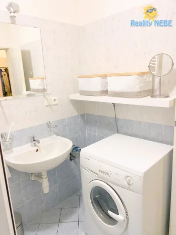 Pronájem bytu 1+kk, Praha - Michle, Elektrárenská, 35 m2