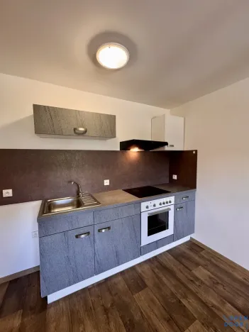 Pronájem bytu 2+kk, Loket, Nádražní, 41 m2