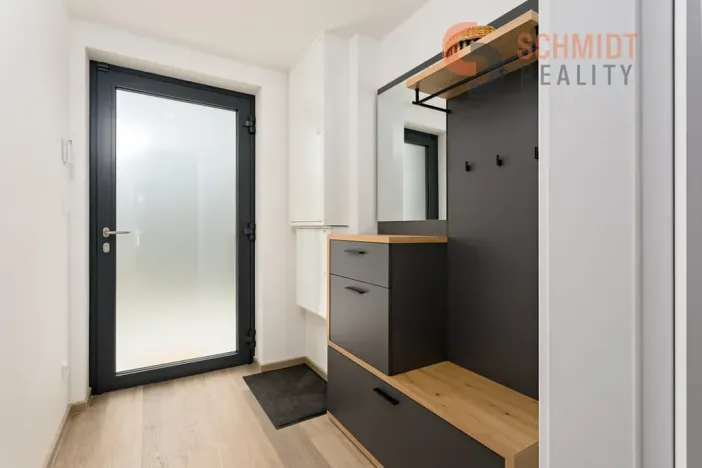 Pronájem bytu 2+kk, Břeclav, Pod Zámkem, 56 m2
