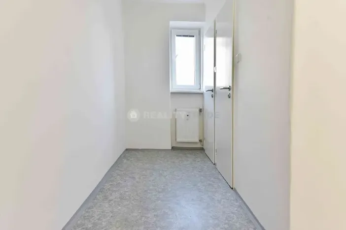 Pronájem bytu 2+1, Strakonice, Školní, 55 m2