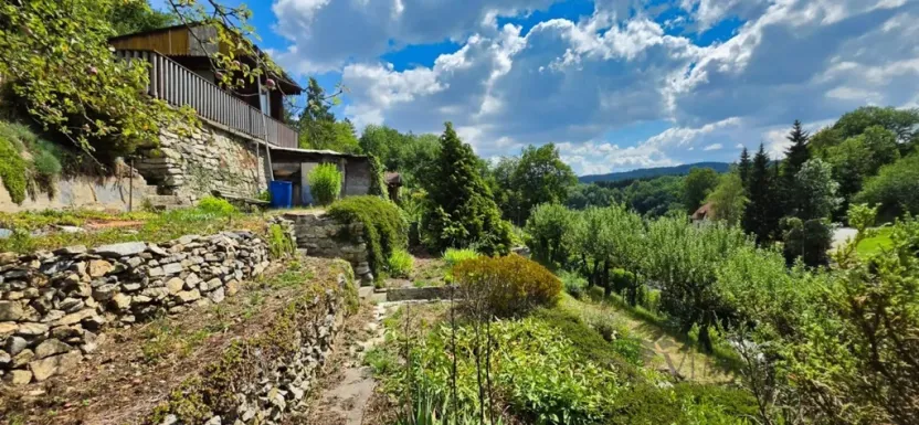 Prodej zahrady, Český Krumlov - Nádražní Předměstí, Školní, 400 m2