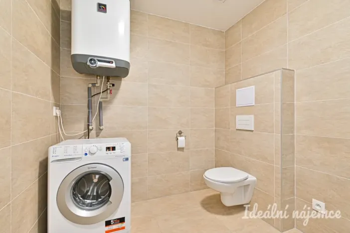 Pronájem bytu 1+kk, Brno, Svitavská, 33 m2