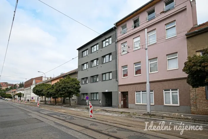 Pronájem bytu 1+kk, Brno, Svitavská, 33 m2