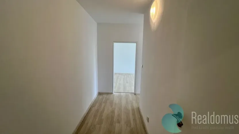 Pronájem bytu 1+1, Český Krumlov, Sídliště Plešivec, 40 m2